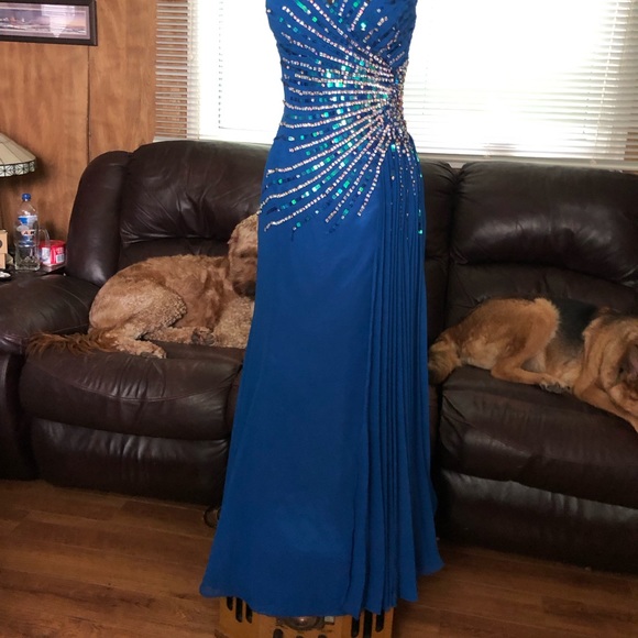 Tony Bowls Beaded Sequin Formal Dress - Picture 4 of 14